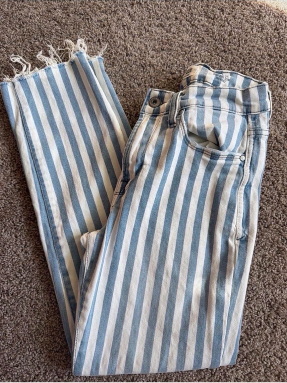 Kensie Vertical-Striped High-Rise Jeans — Blue & White
